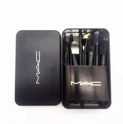 Picture of MAC 12-Piece Professional Makeup Brush Set with Black Iron Tin Case