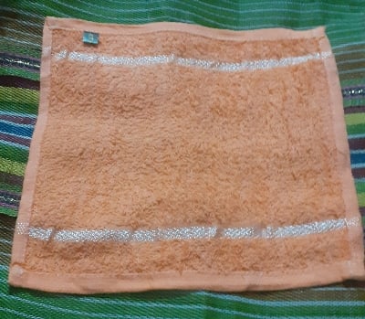 Picture of 4 Pieces Border Pocket Rumal or Handkerchiefs (4 Pieces)