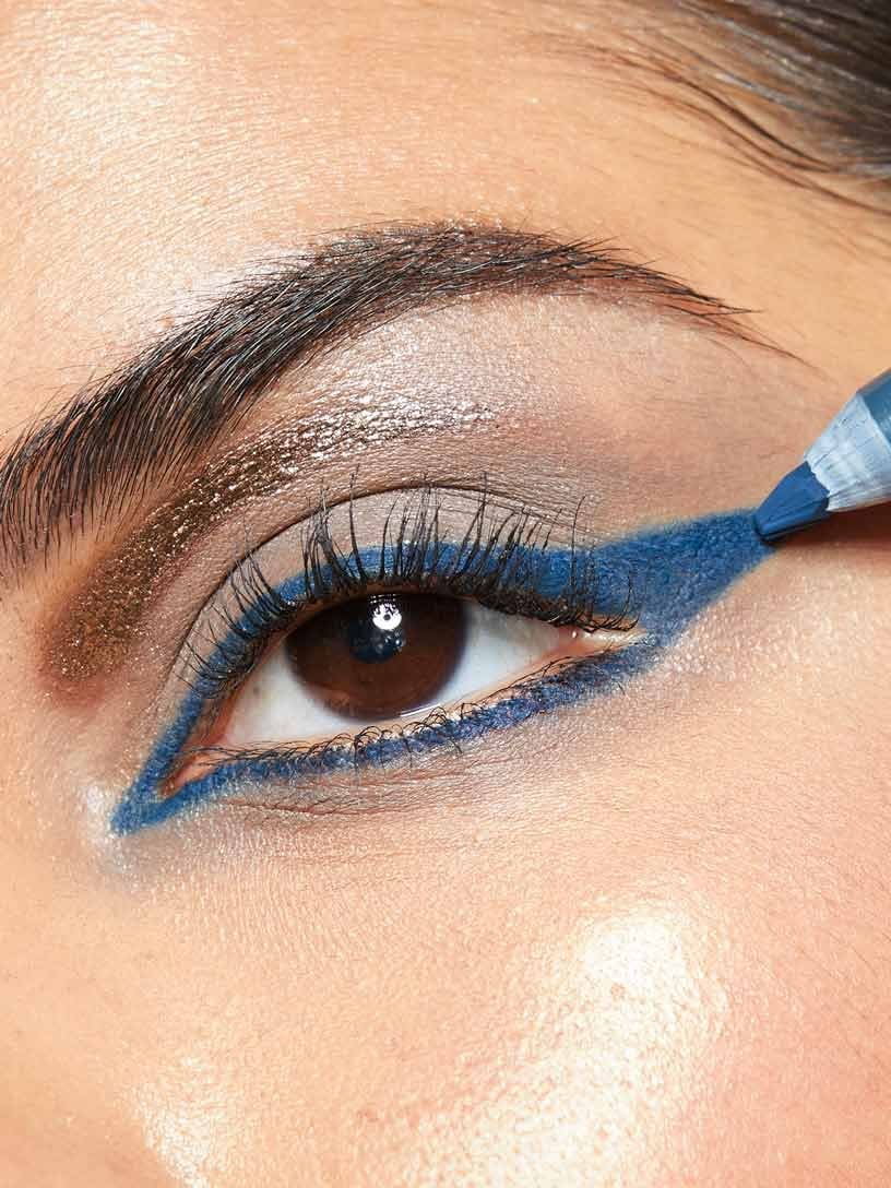 Picture of 1 piece Beauty Glazed Navy Blue Kajal Liner - Lively (1 piece)
