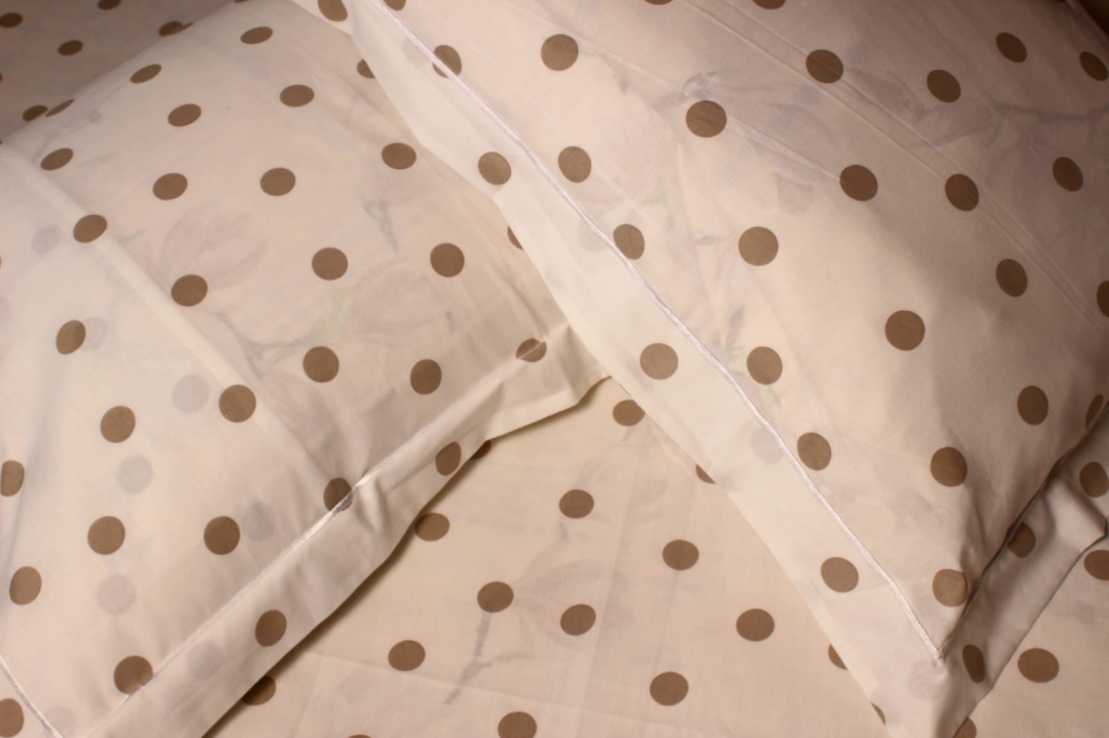 Picture of 100% Premium Potton Bedsheet Set (Includes 1 Bedsheet and 2 Pillow Covers)