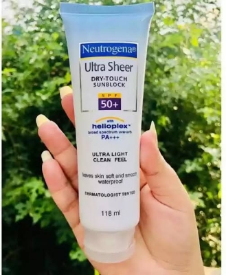 Picture of Neutrogena Ultra Sheer Dry-Touch Sunblock SPF 50+, 118ml - Blue
