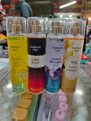 Picture of Fabiola Cosy Love Fragrance Body Mist - 250ml - Maroon