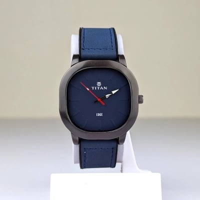 Picture of Titan Luxury Watch for men