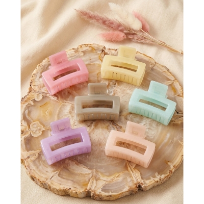 Picture of Super Quality Multicolour stylish Hair Clutcher for girls and women, Kakra, 1pcs