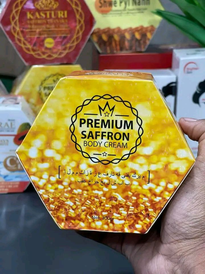 Picture of Saffron Premium Moisturizing Whitening Body Cream - 300ml