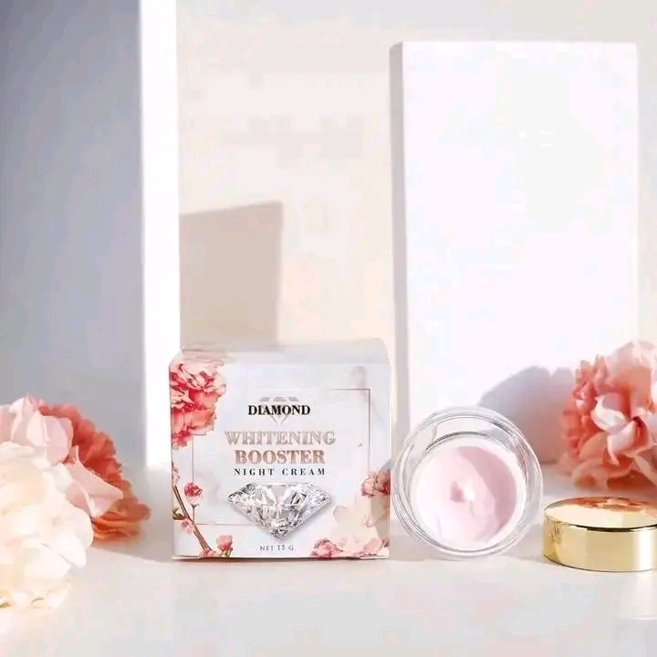 Picture of Diamond Whitening Boost*er Night Cream - 15gmq