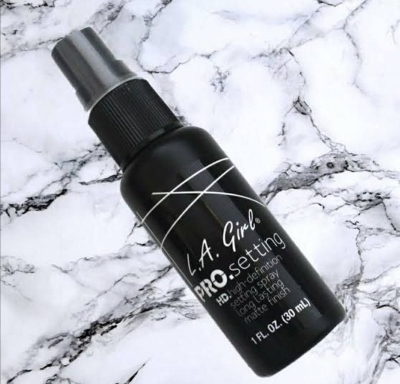 Picture of L.A Girl Pro Makeup Setting Spray 24hr long lasting- 60ml