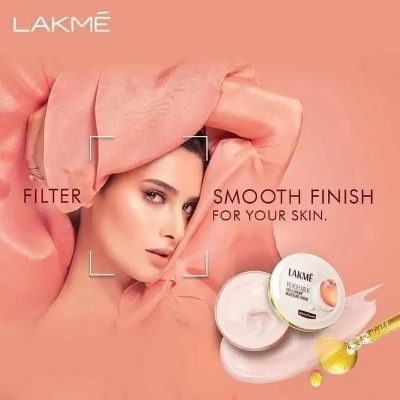 Picture of Lakme Skin Perfect Collection Peach Milk Vitamin E Cream Moisturiser 25g