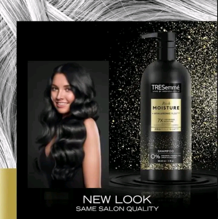 Picture of Tresemme Rich Moisture Shampoo - 828ml - Black