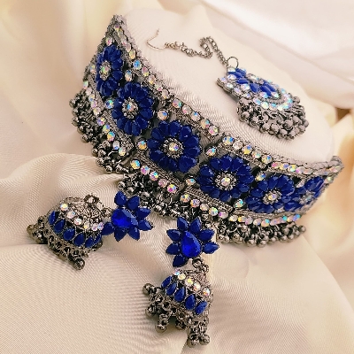 Picture of Indian Necklace Set New Collection High Quality Gold Plated Necklace Set for Women Choker Set(Choker,Earrings,Tikli)