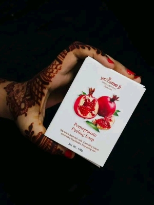 Picture of YANNAMEI JI Pomegranate Peeling Soap - Fruity