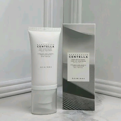 Picture of Skin1004 Madagascar Centella Tone Brightening Tone Up Sunscreen SPF50+ (Korean)