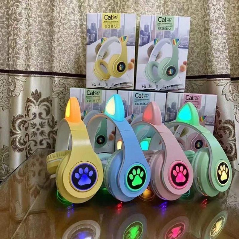 Picture of Cats Ear Wireless Headphone