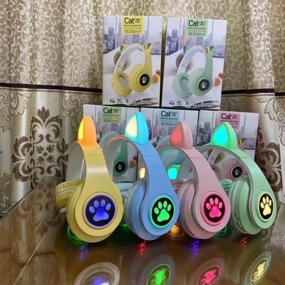 Picture of Cats Ear Wireless Headphone