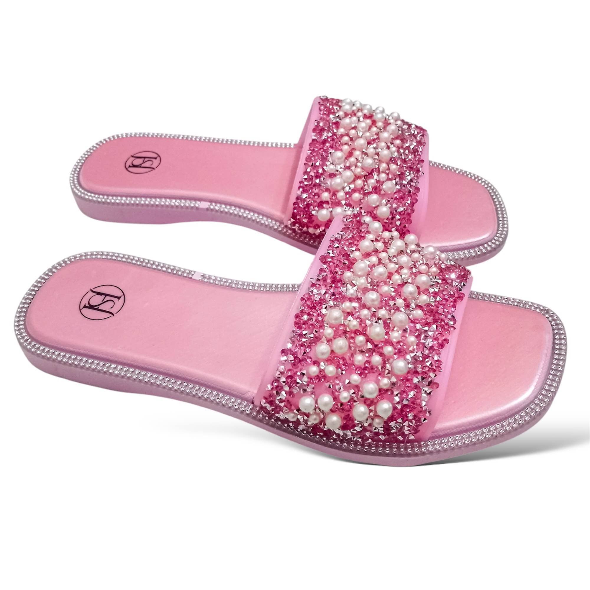 Picture of Womens Flat Viral Stylish Regular Shoes New Fashionable Slippers Ladies Flat Slipper Sandals New Premium Rubber Sandal for Girls lat Flip Flops Square Toe Outdoor Female Sandal/ Slippers for women