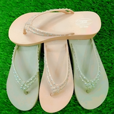 Picture of Womens Flat Regular Shoes New Fashionable Ladies Flat Slipper Sandals New Premium Sandal for Girls