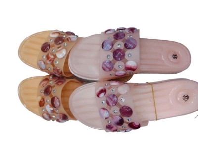 Picture of stylish flat comforting Rubber sandal for women | China flat shoes new premier sandal for Woman | flat regular
fashionable slipper sandal ladies\women- pink & orange