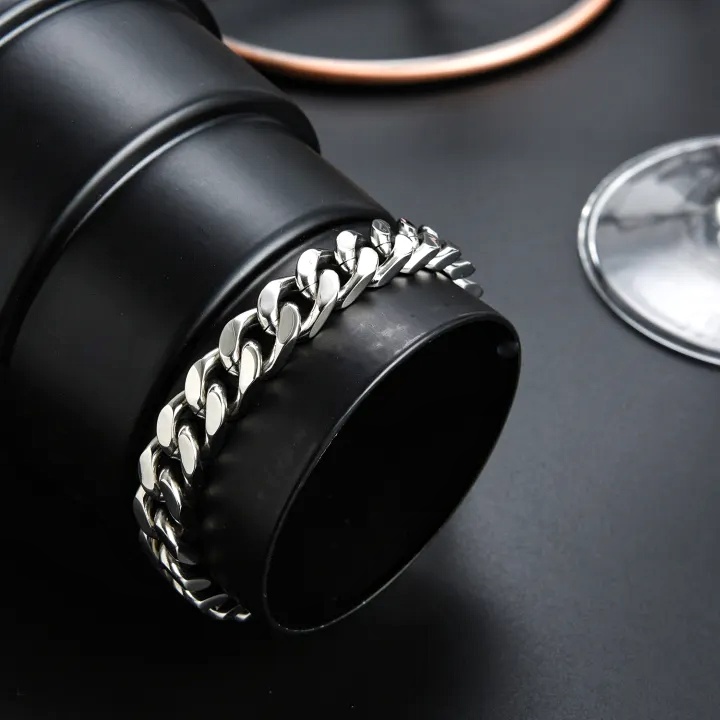Picture of 10mm Men's Bracelets Stainless Steel Curb Cuban Link Chain Silver Color Bracelet For men Jewelry Simple European And American Punk Hip-Hop Hand Accessories