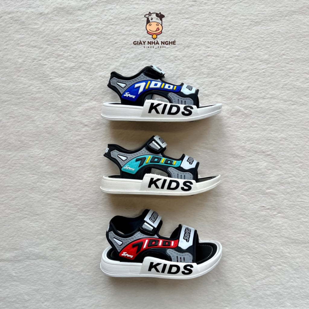 Picture of Kids Sports Casual Student Pvc Sandals Soft Non-slip Fashion Wild New Summer Children Beach Sandals For Boys And Girls Soft Toddler kids sandal Red Blue Black EUR 21-30
