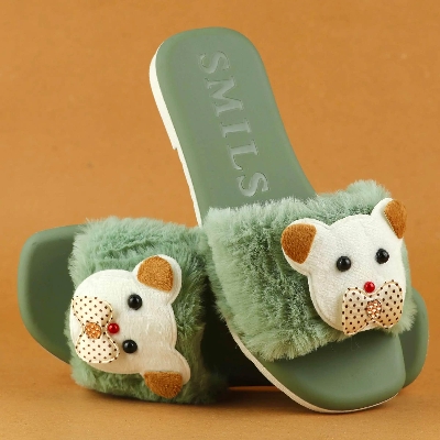 Picture of Flat Slipper for girls New collection Winter slipper for women Room Slipper house slipper wool slipper New premium winter Slippers  for woman