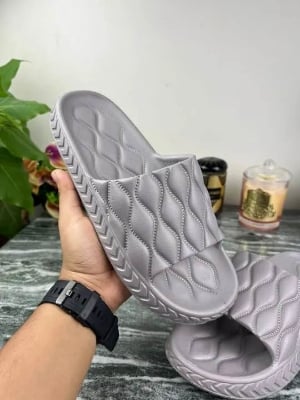 Picture of New Casual Comfortable Flip-Flops Slipper Slides For Men