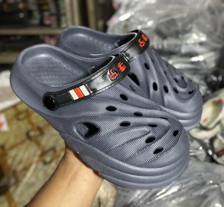 Picture of New Mens Hollow Design Slingback Round Toe Clogs Outdoor EVA Vent Crocs Sandals