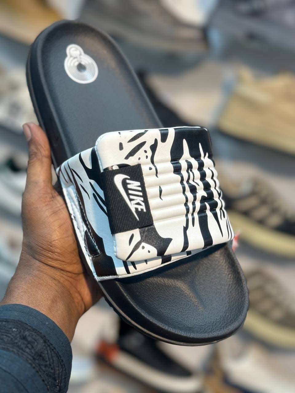 Picture of Stylish Rad Folding Nikee Printe Slides Slipper for Men TreadVibe