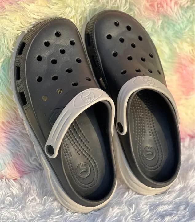 Picture of Unisex Crocs-Style Sandals for Boys & Girls – Ultra-Lightweight, Super Comfortable Summer Beach & Casual Shoes