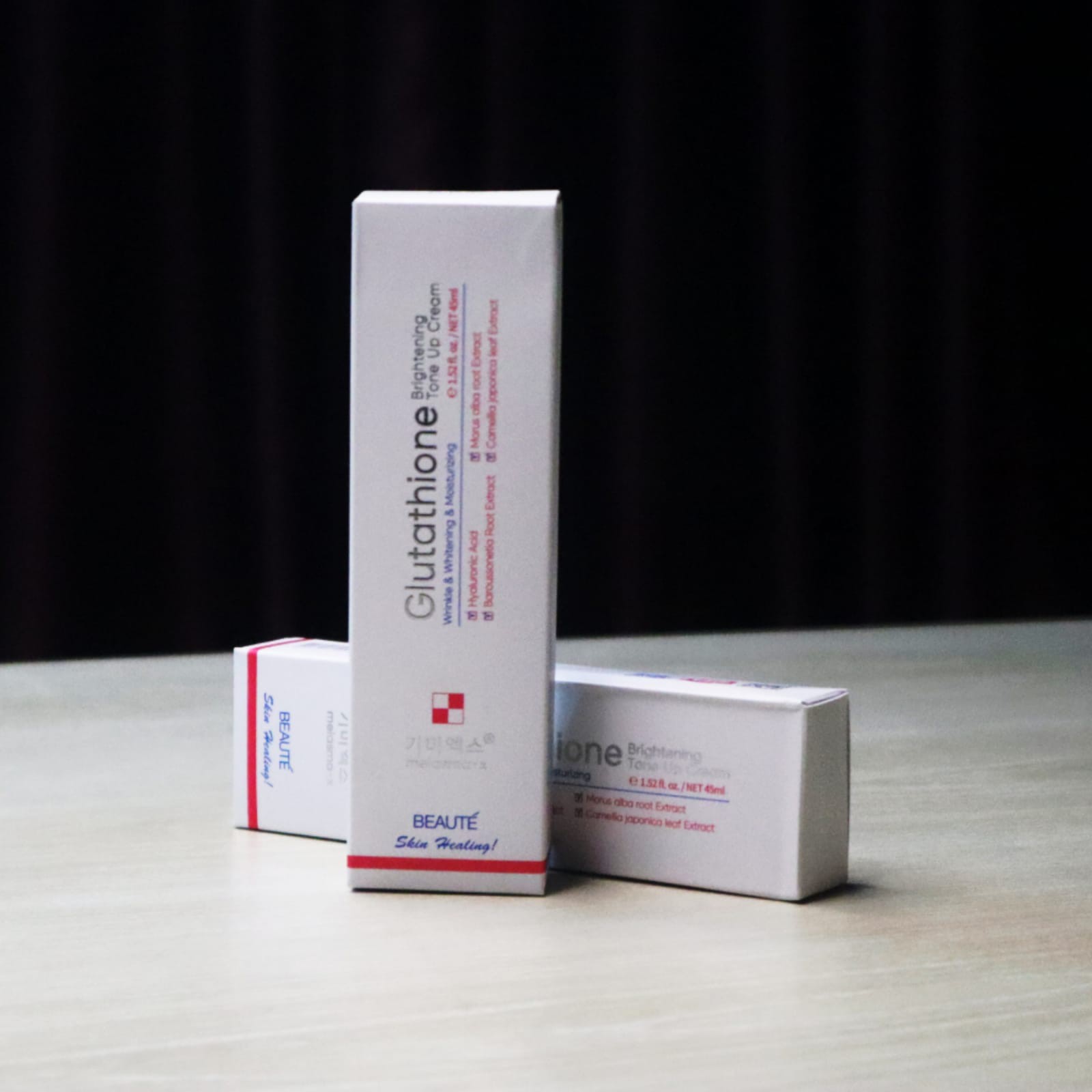 Picture of Glutathione Brightening Tone Up Cream