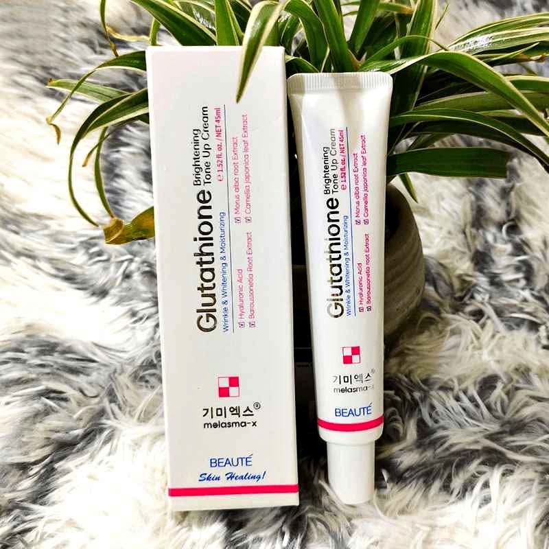 Picture of glutathione cream original Safron soap vip body whitening cream combo 5 pics(combo 5 pics)