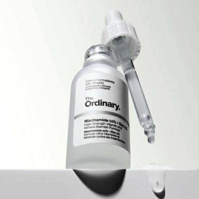 Picture of 𝐓𝐡𝐞 𝐎𝐫𝐝𝐢𝐧𝐚𝐫𝐲 𝐍𝐢𝐚𝐜𝐢𝐧𝐚𝐦𝐢𝐝𝐞 𝟏𝟎% + 𝐙𝐢𝐧𝐜 𝟏% (30ml)
