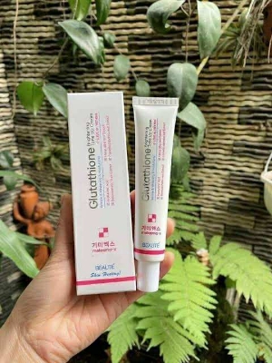 Picture of Beaute Melasma-X Glutathione B r i g h t e n i n g Tone Up Cream 45ml / Beaute Melasma-X 3D W h i t e n i n g Clinic Renewal Cream 40gm | Korea