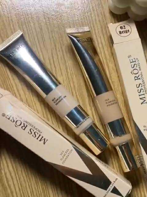 Picture of Miss Rose Silk Flawless Foundation 30ml