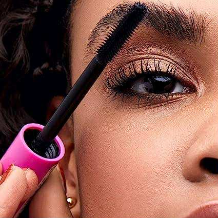 Picture of Essence Crazy Volume Mascara