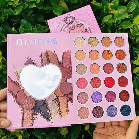 Picture of Igoodco 4 in 1 Viral Makeup Book Item