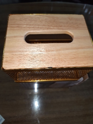 Picture of 16/12 cm gold tissue box box can be used for tissue paper, as a paper towel dispenser - Kitchen Rack - Kitchen Rack - Oven Cover - Gold
