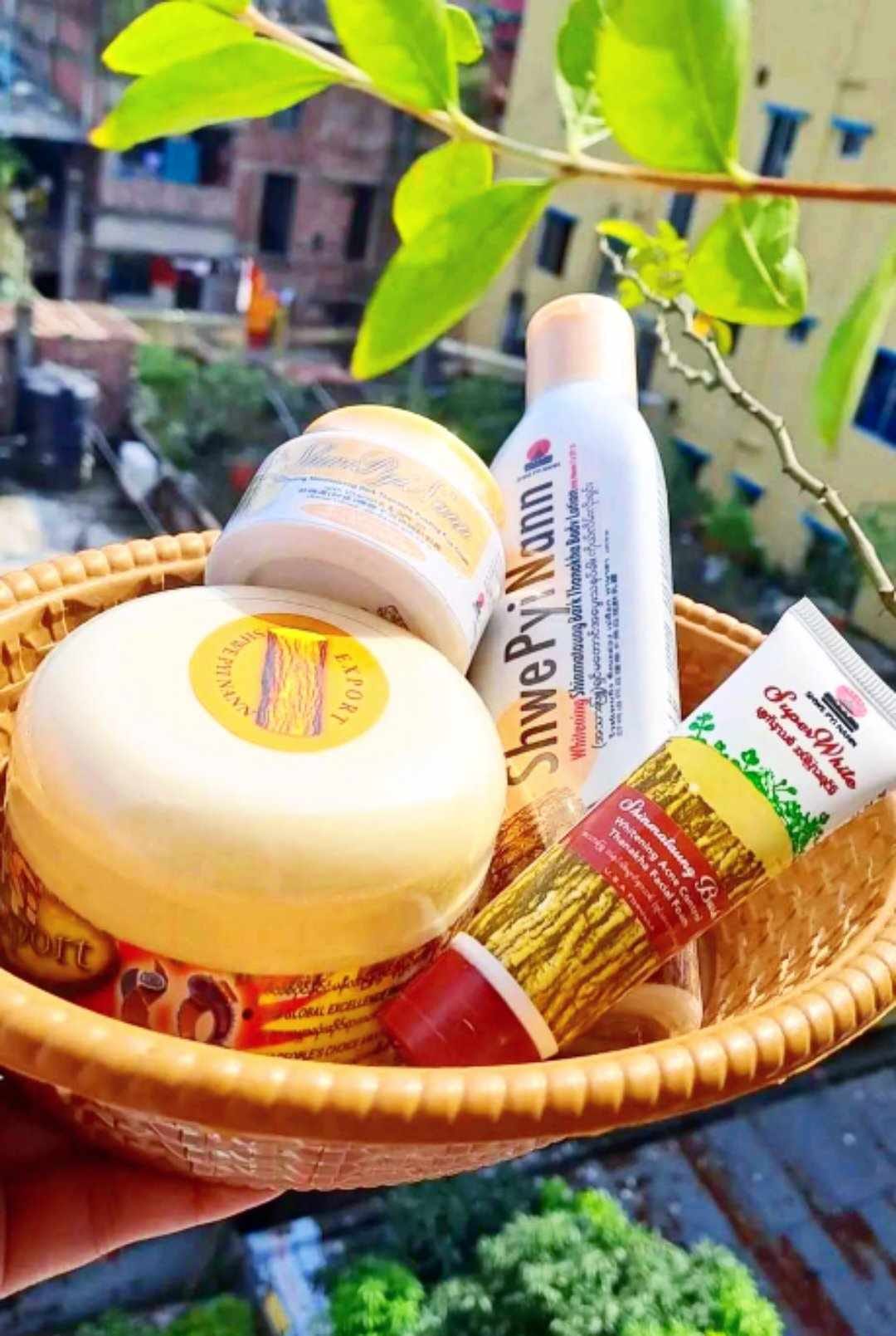 Picture of Thanaka Full Face and Body Whitening Spot Out Combo Pack 5 item Lotion+Cream+Face Pack+Body Cream+Face Wash
