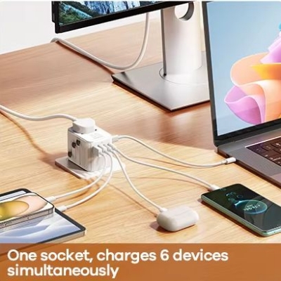 Picture of REMAX RP-U11 Astro Series 35W Multifunctional Charger - White