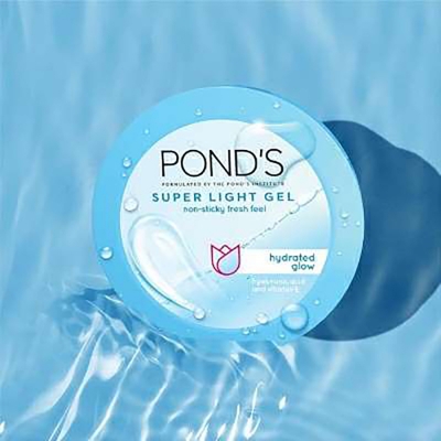 Picture of Pond’s Super Light Gel Hydrated Glow and Vitamin E 49g