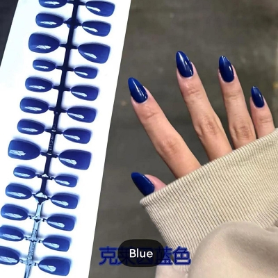 Picture of 30 Pieces Fake Nail Set wit