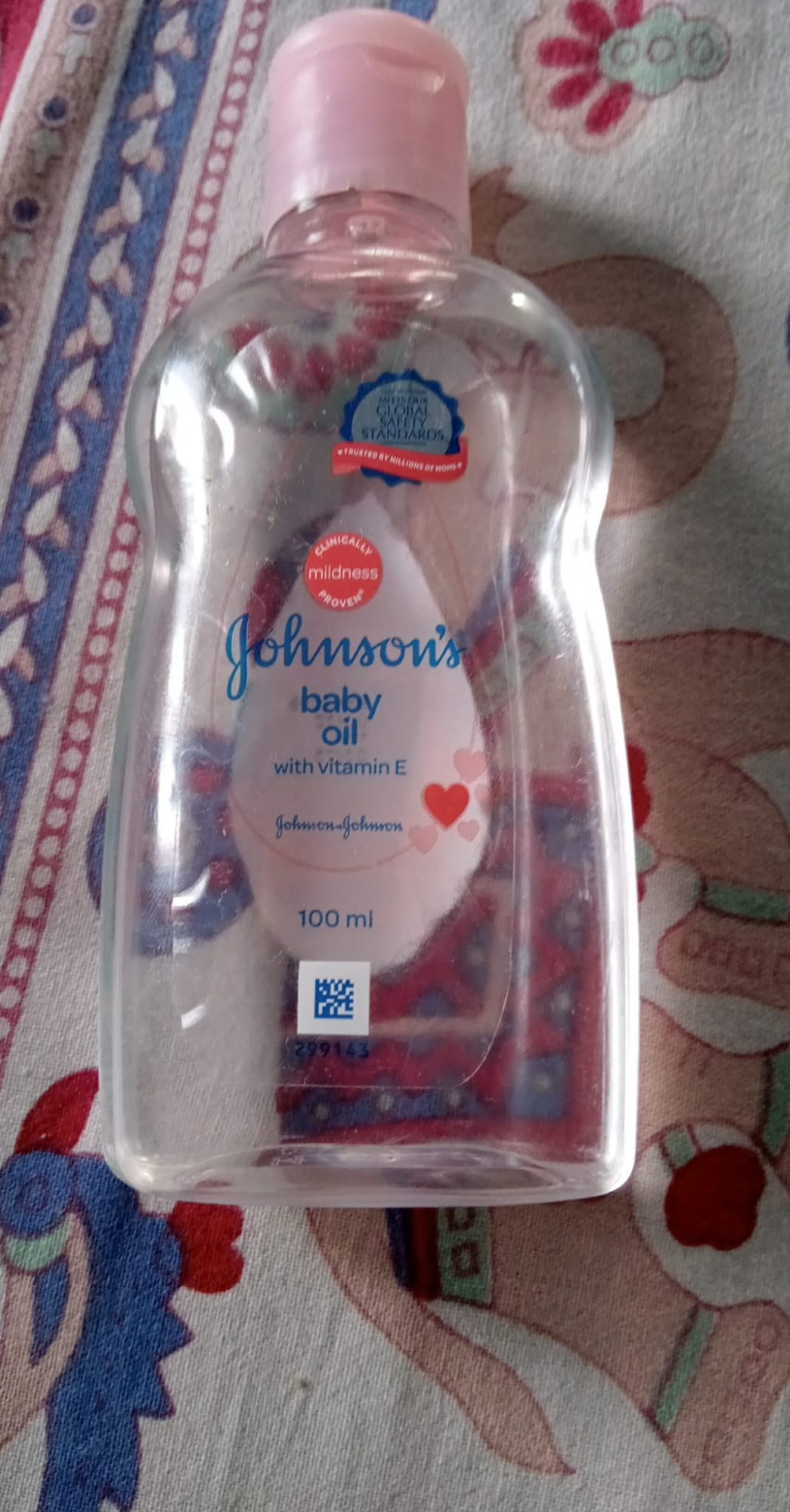 Picture of Johnson's Baby Oil with Vitamin E 100ml