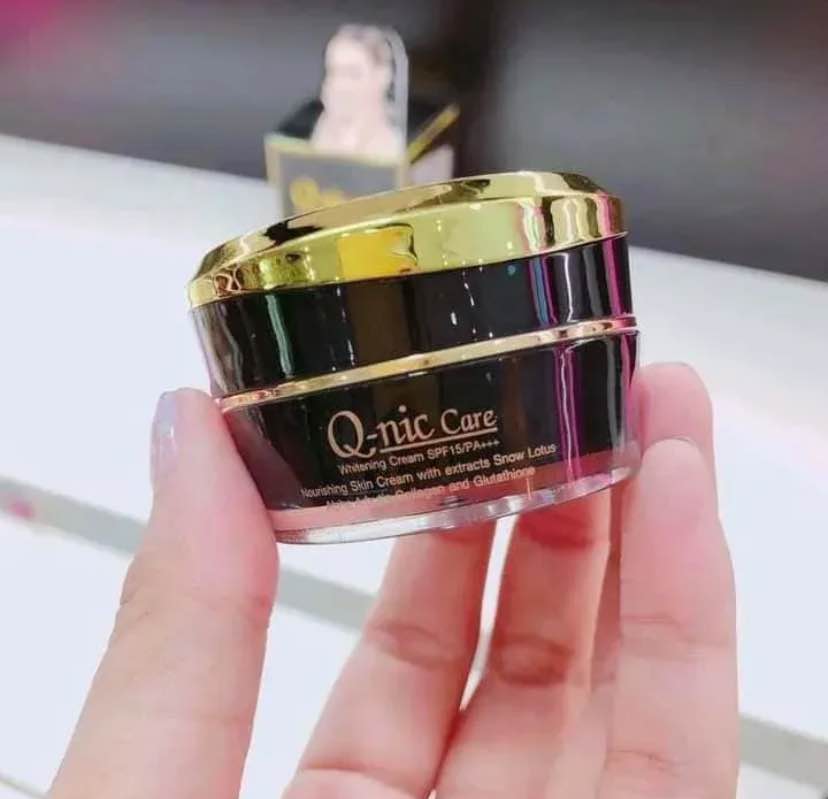 Picture of Q-nic Care Whitening Night Cream for Face 15 G Skin Lightening And Brightening Effect