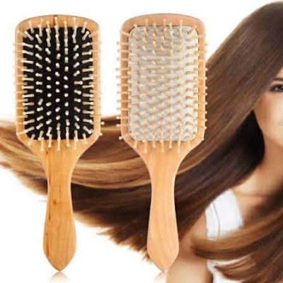 Picture of Cecilie Fashion Paddle Cushion Large Size Wooden Hair Brush