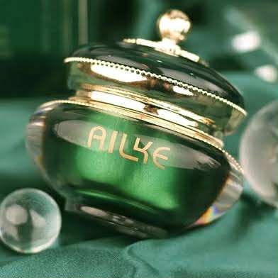 Picture of Ailke C E Advance 1% Retinoid Vitamin C & E Removal Melasma Lifting Whitening Cream