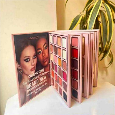 Picture of IGOODCO Fashion 5 In 1 Makeup Book Palette