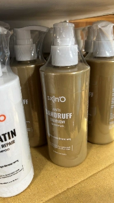 Picture of skinO Anti Dandruff Treatment Shampoo - 200ml to all hair type