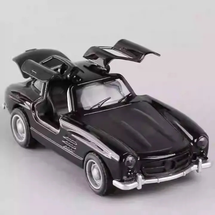 Picture of Mercedes Benz Classic toy car 1:36 Retro Simulation Alloy Toy Car Pull Back Model Classic Car Butterfly - Black
