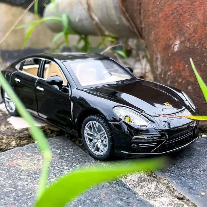 Picture of 1:24 Porsche Panamera Diecast Alloy Car Luxurious Simulation Toy Vehicles Metal Car 6 Doors Open Model Car - Black