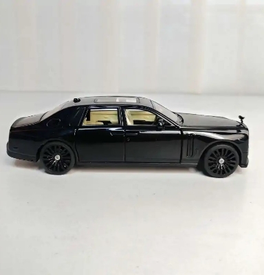 Picture of 1:32 Toyota Crown Diecasts Alloy Car Toy Vehicles Metal Car 6 Doors Open Model Car Sound Light Toys For Gift - Multicolor