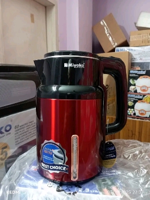 Picture of Miyako Cordless Electric Kettle MJK-2401✨ - Multicolor